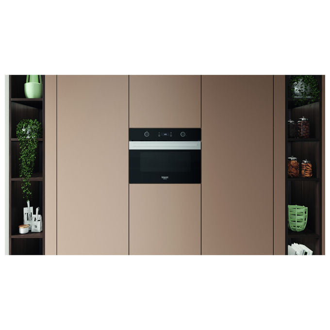 Hotpoint Microonde con Grill da Incasso 53 L 950 W Acciaio Inox