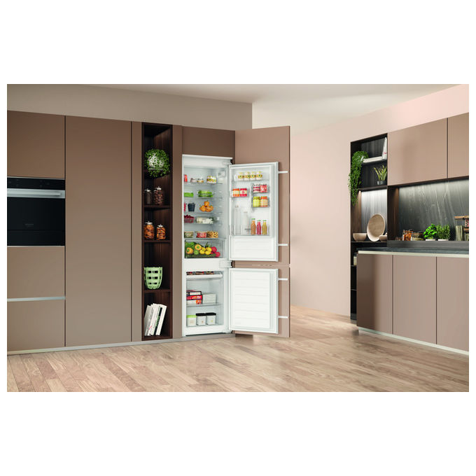 Hotpoint HAC18D041A1 Frigorifero Combinato da Incasso Capacita 273 L Statico Bianco (177x54 cm) colore Bianco