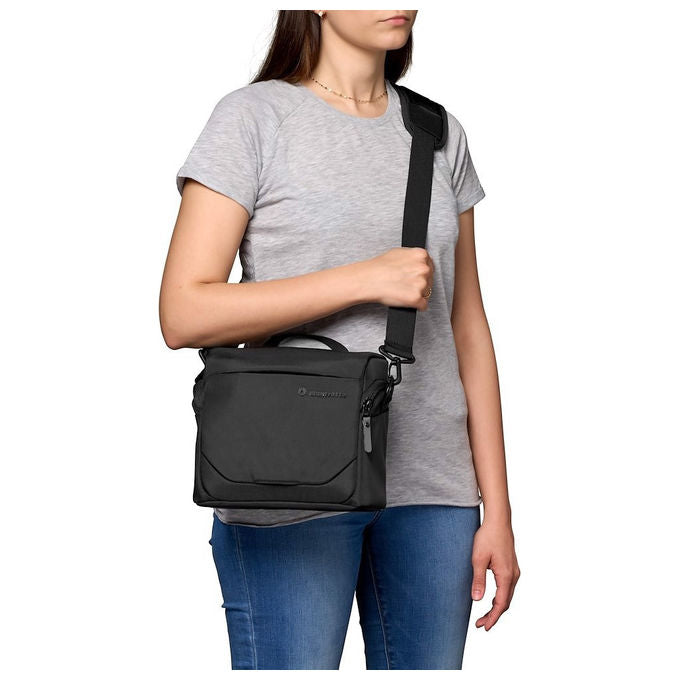 Manfrotto MB MA3-SB-L Advanced III Borsa a Spalla per Fotocamera DSLR Mirrorless Resistente all'Acqua con Copertura Antipioggia colore Nero