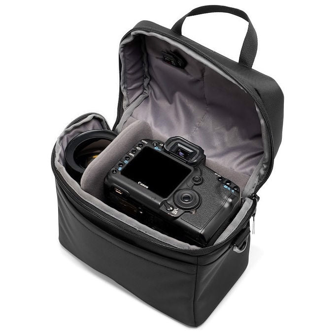 Manfrotto MB MA3-SB-L Advanced III Borsa a Spalla per Fotocamera DSLR Mirrorless Resistente all'Acqua con Copertura Antipioggia colore Nero