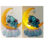 Disney Traditions Statuetta Stitch e Scrump su Luna con LED Jim Shore Resina