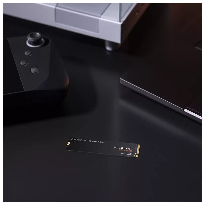 Western Digital SSD 4 TB M.2 PCIe 4.0 NVMe Black SN7100