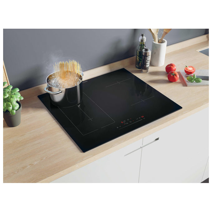 Candy CIES64MCA Moderna Piano cottura a induzione 59 cm 4 zone Touch Boost Zona estendibile colore Nero