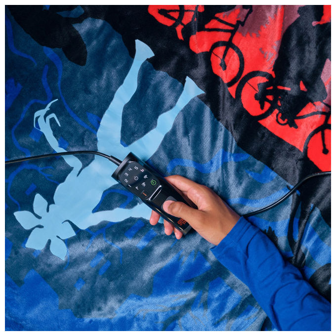 Imetec 26177 CaldoPlaid Stranger Things Plaid Riscaldabile 150 W 6 livelli temperatura 160x120 cm colore Blu Rosso