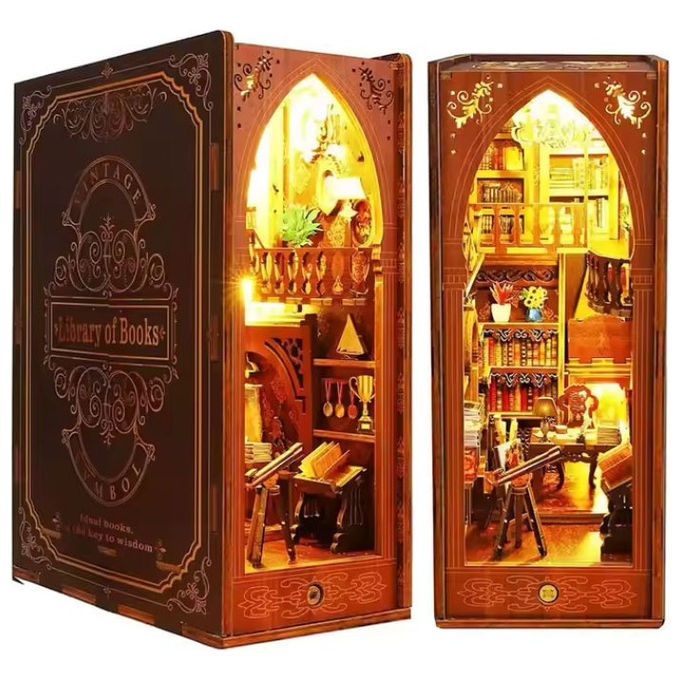 MNS TI-612843 Book Nook Libreria di Libri Mini Diorama in Legno 3D 217 pezzi con Luci LED 18,2x10x24,5 cm