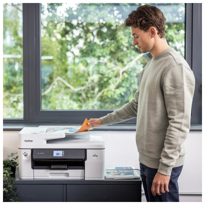 Brother MFC-J6760DW Stampante Multifunzione Inkjet A3 4 in 1 Fronte Retro Wi-Fi 31 ppm 1200x4800 DPI colore Nero Bianco