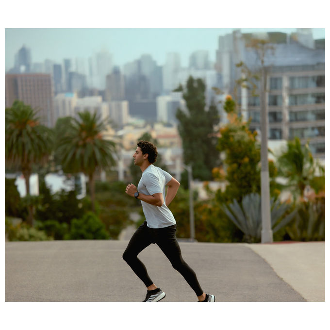 Amazfit W2556GL1N Active Max Smartwatch AMOLED 1.5'' 4GB Mappe Offline GPS NFC 25 Giorni Autonomia 5 ATM colore Nero