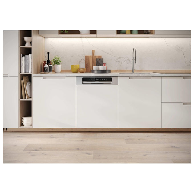 Candy CH 3C4F0S Lavastoviglie da Incasso a Scomparsa Parziale 13 coperti Classe C 44 dB Wi-Fi (82x60x57 cm) colore Argento