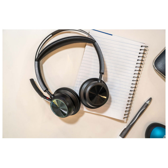 HP Poly, Cuffie Voyager Focus 2, Wireless Bluetooth, USB-C, Nero, con Base di Ricarica