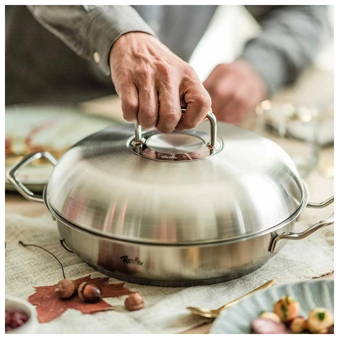 Fissler Padella da Portata Acciaio Inox 3L 28 cm con Coperchio per Induzione