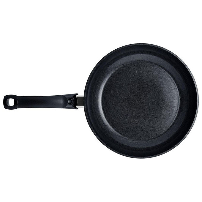 Fissler Padella Ceratal Classic 28 cm Alluminio Riciclato Rivestimento Ceramico Nero