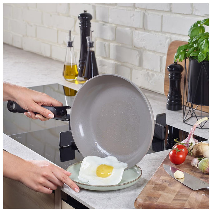 Fissler, Padella, Ceratal Classic, Alluminio, Rivestimento Ceramica, Ø 20 cm, Induzione
