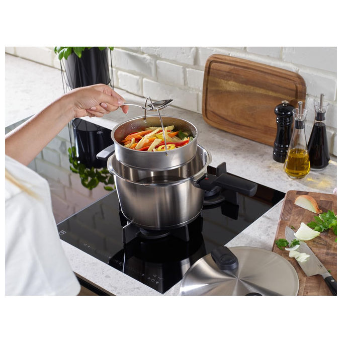 Fissler Vitaquick, Pentola a Pressione, 8 L, Diametro 26 cm, Acciaio Inox, Induzione