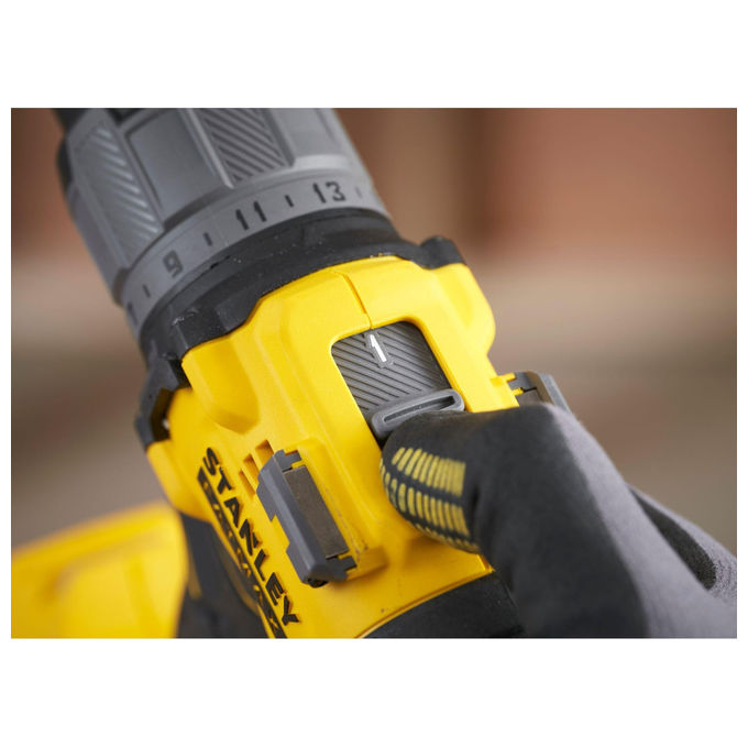 Stanley FatMax, Trapano Avvitatore a Percussione V20, 18V, Senza Spazzole, 2 Batterie, Caricabatterie, Valigetta