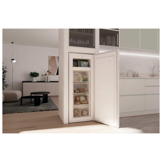 Candy CNUQ2L513EW Congelatore Verticale 169 L 138 cm Classe E 38 dB 4 cassetti colore Bianco