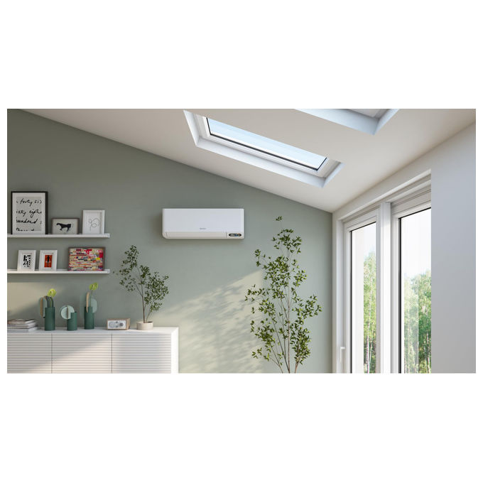 Olimpia Splendid Condizionatore Fisso 9000 BTU Wi-Fi Quadrupla Filtrazione Sterilizzazione Inverter