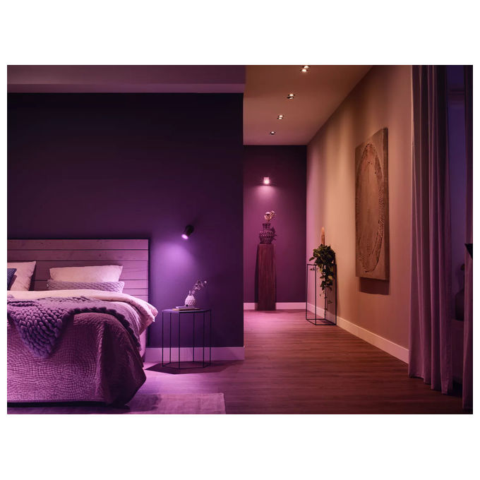 Philips Hue faretto connesso GU10, white and color ambiance, LED 4,2 W, 400 lm, Bluetooth e Zigbee, compatibile Alexa e Google Assistant