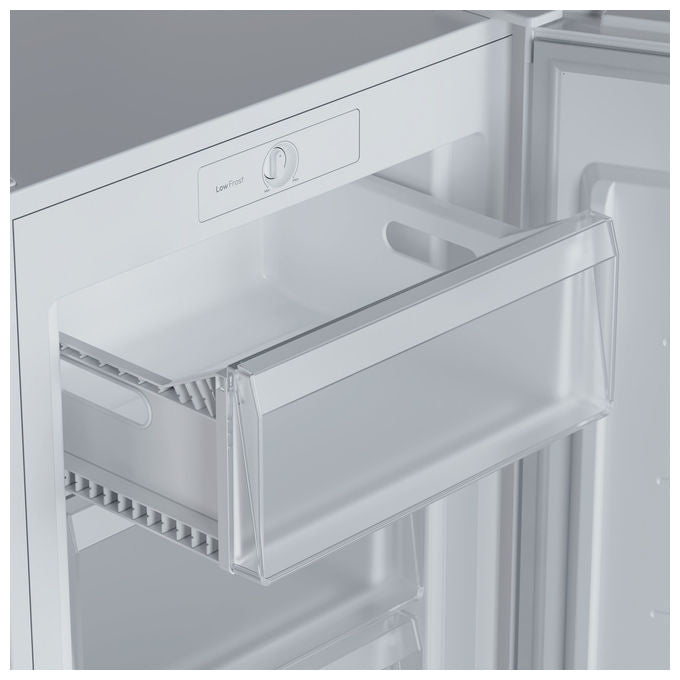 Candy CNUQ2L58EWH City Mini Congelatore Verticale 90 L 85 cm Classe E 37 dB Low Frost colore Bianco