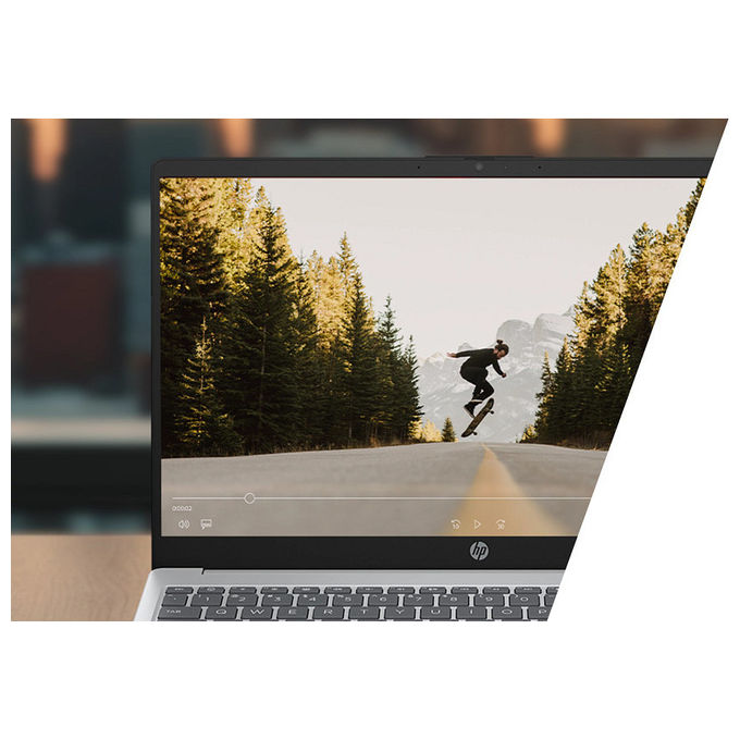 HP D46YCEA OmniBook 3 Laptop Next Gen AI 15-fn0015nl Computer portatile 15,6 pollici Full HD 24 GB RAM 1 TB SSD Windows 11 Home colore Argento