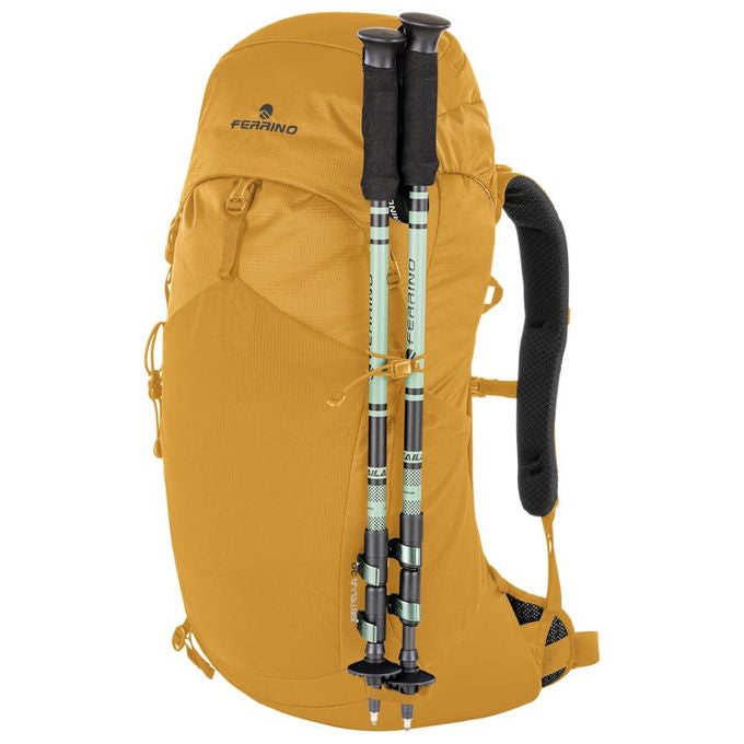 Ferrino Estella 30, zaino da trekking, 30 litri, Dry Net System, poliestere riciclato, copri zaino incluso, giallo