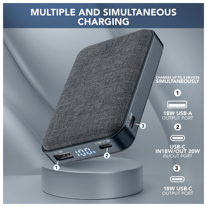 Cellularline power bank Glam 10000 mAh, ricarica rapida 20W, display LCD, 2 porte USB-C e 1 USB-A, finitura in tessuto, nero