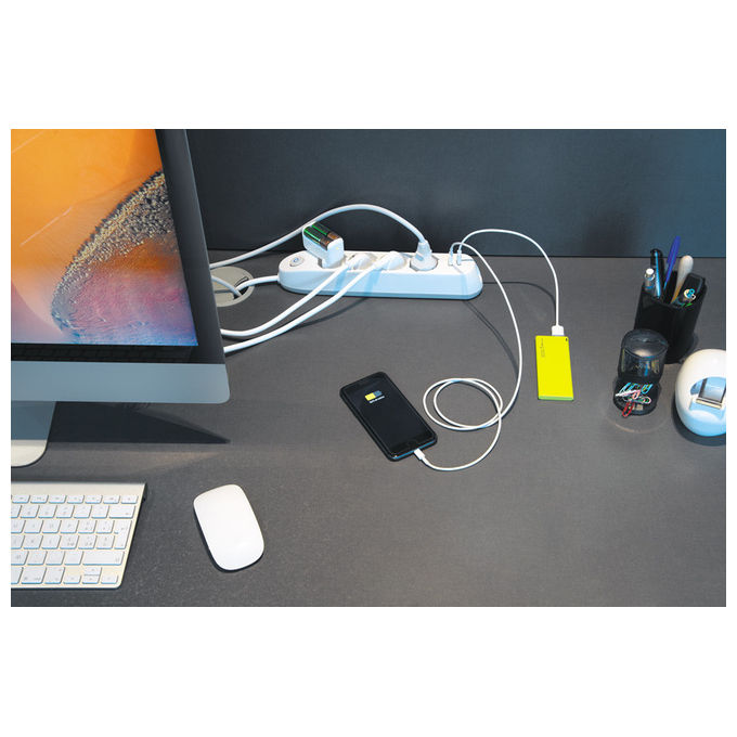 Bticino Poker multipresa 4 prese universali, 2 USB, interruttore di sicurezza, cavo 1,5 m, 16A, bianca