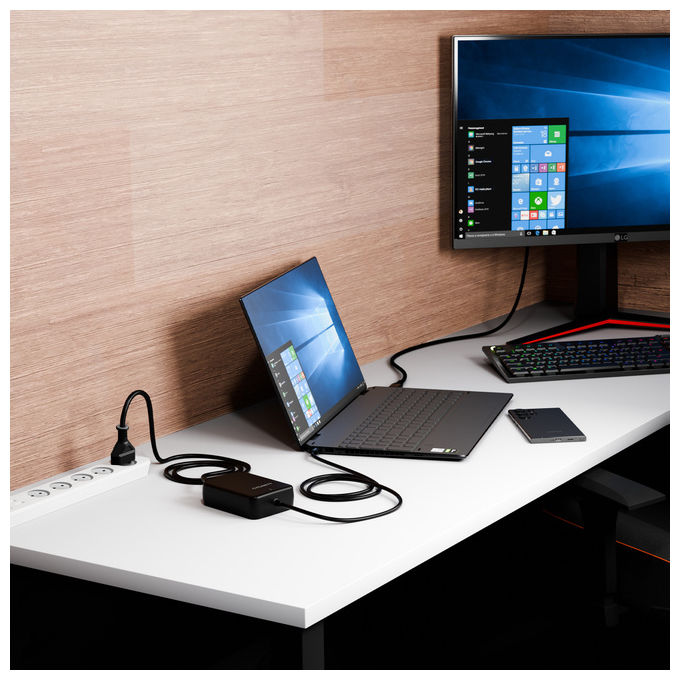 Cygnett caricabatterie GaN 140W USB-C, ricarica rapida, cavo integrato 1m, per laptop, smartphone, tablet, nero