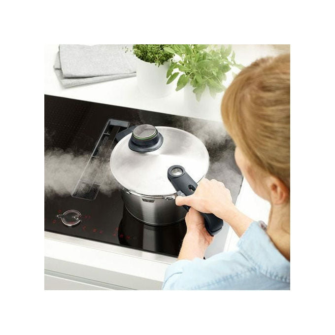 Fissler pentola a pressione Vitavit Premium, 2,5 litri, 18 cm, acciaio inox, tutti i piani cottura, made in Germania
