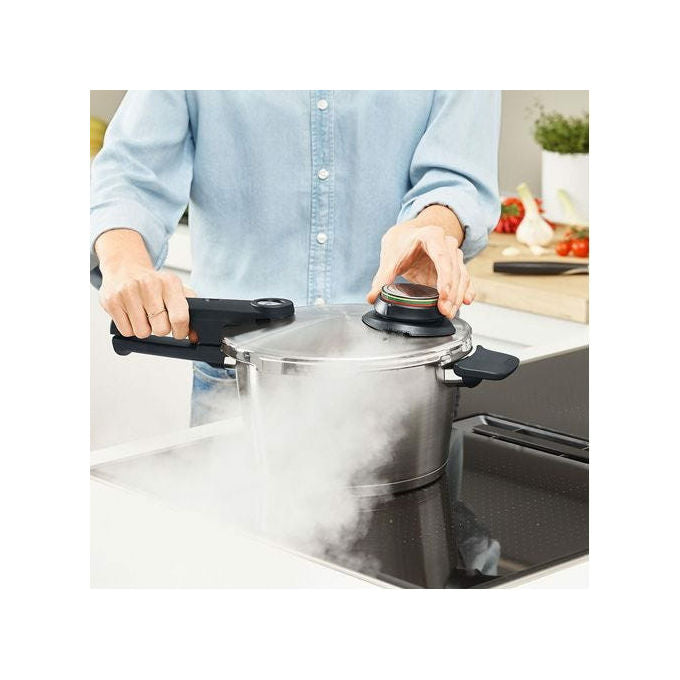 Fissler pentola a pressione Vitavit Premium, 2,5 litri, 18 cm, acciaio inox, tutti i piani cottura, made in Germania