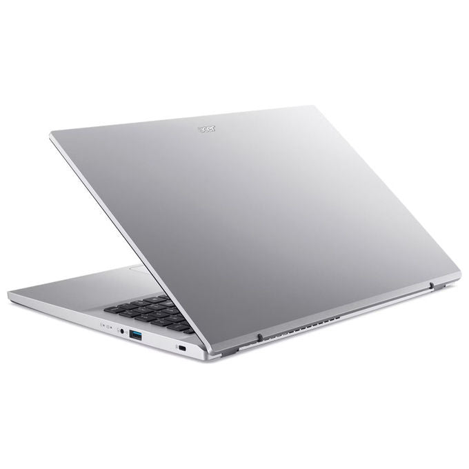 Acer NX.J7WET.008 Aspire Go 15 Notebook AMD Ryzen 7 5825U 16 GB RAM 512 GB SSD colore Argento