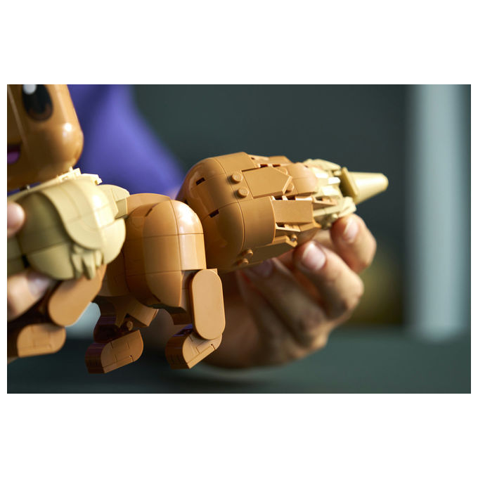 Lego 72151 Pokémon Set da Costruzione Eevee Figure Snodabile 587 Pezzi per Adulti 18+ colore Multicolore