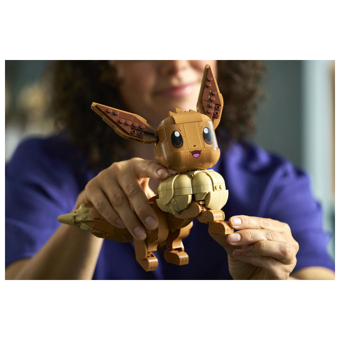 Lego 72151 Pokémon Set da Costruzione Eevee Figure Snodabile 587 Pezzi per Adulti 18+ colore Multicolore