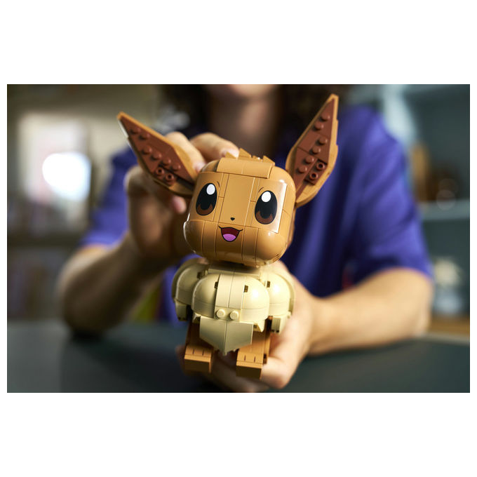 Lego 72151 Pokémon Set da Costruzione Eevee Figure Snodabile 587 Pezzi per Adulti 18+ colore Multicolore