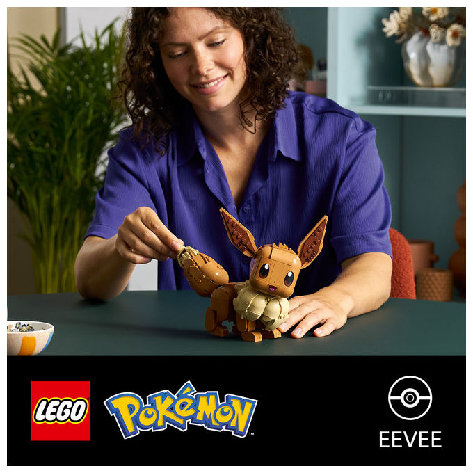 Lego 72151 Pokémon Set da Costruzione Eevee Figure Snodabile 587 Pezzi per Adulti 18+ colore Multicolore