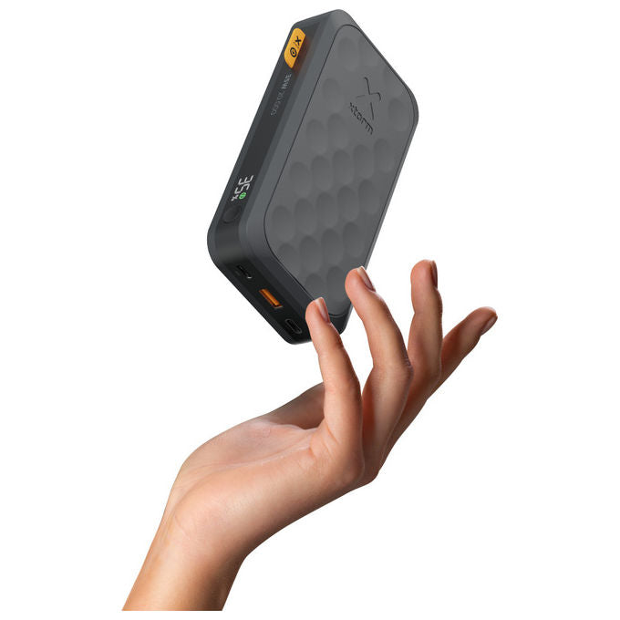 Xtorm FS5201 Fuel Series 5 Powerbank 20000 mAh 35W USB C PD 3 Porte Display LCD colore Nero