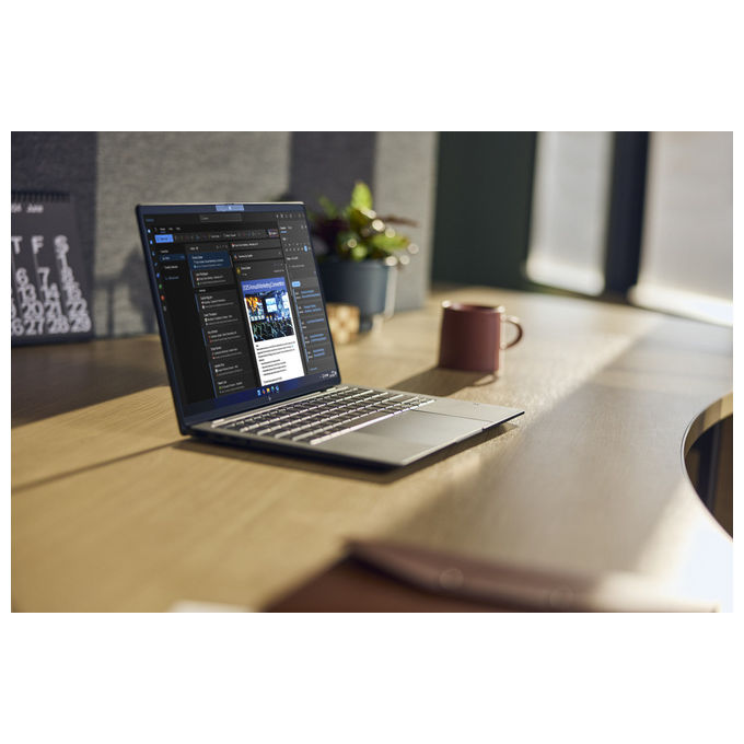 HP DL5P1AT EliteBook X G2i Notebook 14'' OLED 3K Intel Core Ultra 7 356H 32 GB 1 TB SSD Windows 11 Pro colore Blu