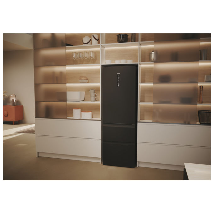 Haier HTW5618DNPT Serie 5 Frigorifero Combinato 360 L 185 cm Classe D 35 dB Total No Frost Wi-Fi colore Nero