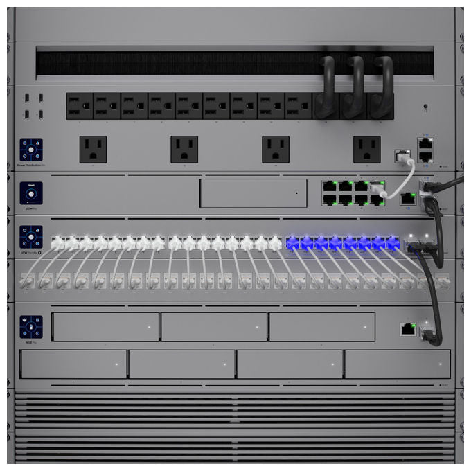 Ubiquiti USW-PRO-MAX-24-POE-EU UniFi Pro Max Switch 24 Porte L3 PoE++ 400W 2x10G SFP+ Gestito Rack colore Grigio