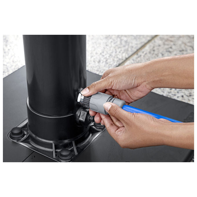 Bestway 58694 SolarFlow Doccia Solare da Giardino 8 L 218 cm base 50x50 cm colore Nero Acciaio Inox