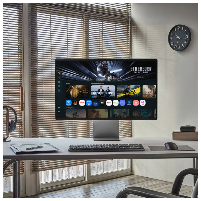 Samsung LS32FM900SUXEN Smart Monitor M9 32'' 4K QD-OLED 165Hz HDR True Black 400 AMD FreeSync Premium Pro colore Argento