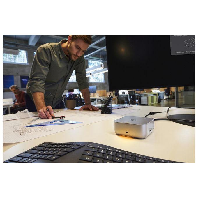 HP AW5M5UT Thunderbolt 4 Ultra G6 Docking Station 280W 8K 360Hz HDMI 2.1 2x DisplayPort 1.4 USB-C 2.5GbE colore Grigio