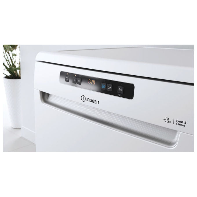 Indesit IN2FFC14BN6 Lavastoviglie Libera Installazione 14 coperti Classe C PushandGo 44 dB (85x60x59 cm) colore Bianco