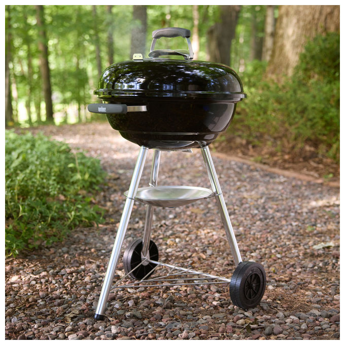 Weber 1502054 Compact Kettle Barbecue a Carbone 47 cm 1548 cm² Griglia Acciaio per 6 Persone con Ruote colore Nero