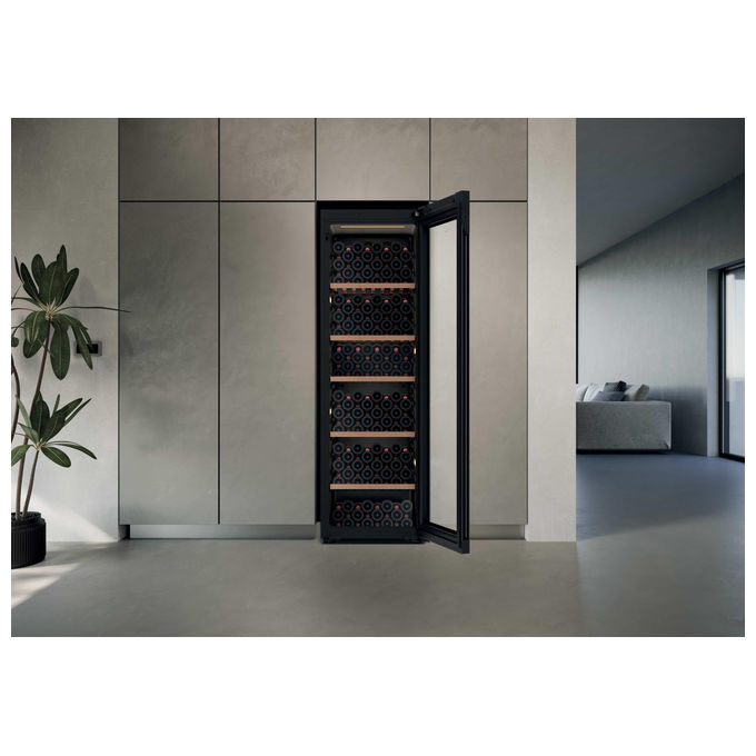 Haier HWS205GGEH1 Cantinetta Vino a Compressore 205 Bottiglie 372 L Classe G 37 dB Wi-Fi Ripiani Legno Protezione UV (192,5x59,7x59,4 cm) colore Nero