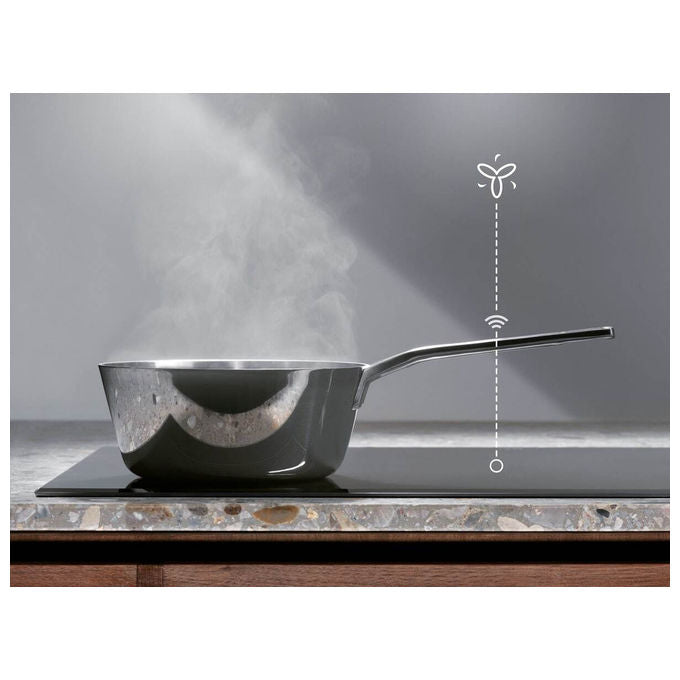 Electrolux KIS82453I Serie 700 Piano cottura a induzione 80 cm 4 zone SenseBoil Hob2Hood Touch colore Nero
