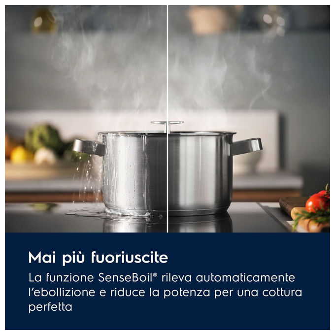 Electrolux KIS82453I Serie 700 Piano cottura a induzione 80 cm 4 zone SenseBoil Hob2Hood Touch colore Nero
