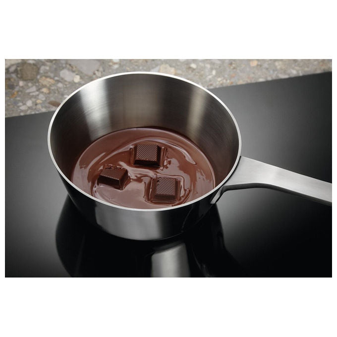 Electrolux KIS82453I Serie 700 Piano cottura a induzione 80 cm 4 zone SenseBoil Hob2Hood Touch colore Nero