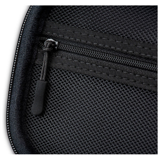 Nacon PSOFPORTPOUCH Borsa Rigida Ufficiale per PlayStation Portal Custodia Trasporto colore Nero
