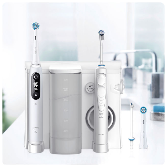 Oral-B IO6 OXYJET Spazzolino elettrico e Idropulsore Tecnologia Microbollicine 5 modalita' con Timer colore Bianco