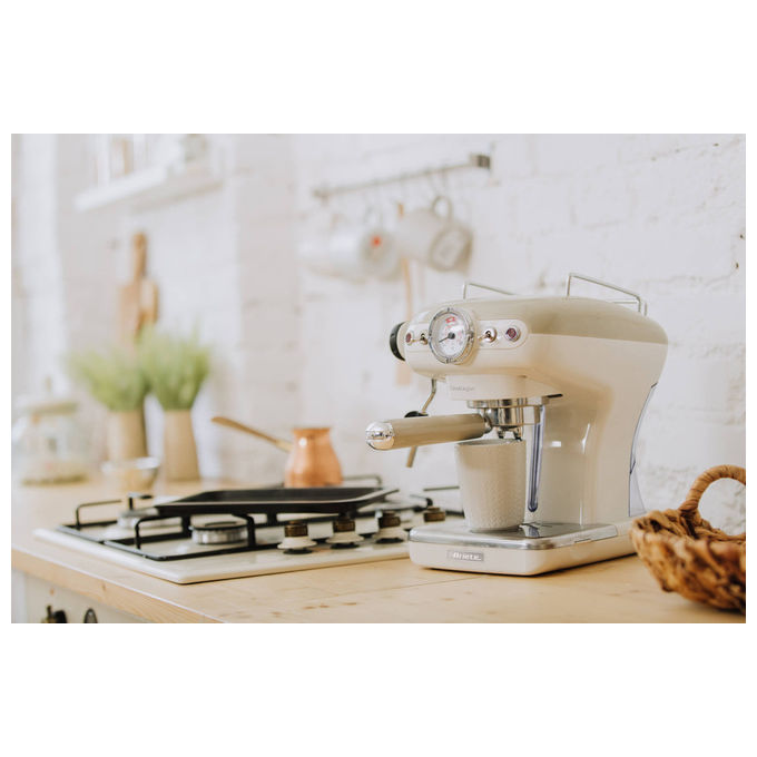 Ariete 1389 Vintage Macchina da caffe' Espresso 0,9 L 15 bar 850 W Polvere e Cialde ESE Cappuccinatore colore Beige